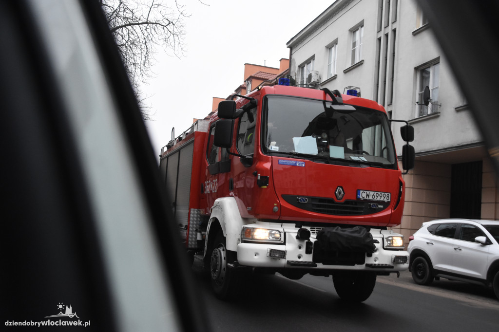 Alarm bombowy w urzędzie i sądzie