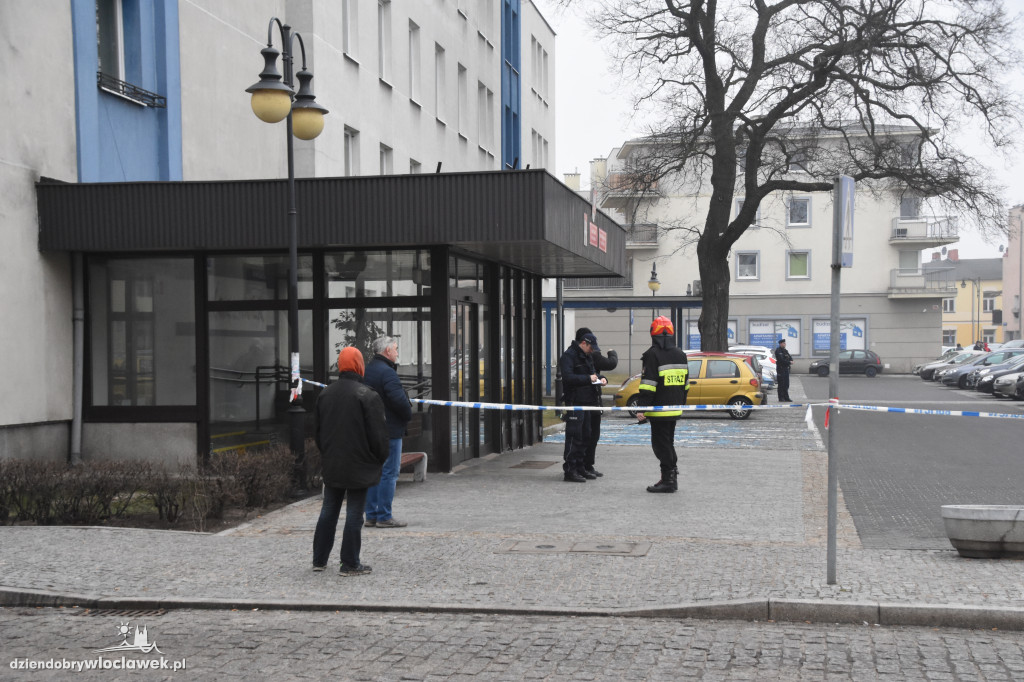 Alarm bombowy w urzędzie i sądzie