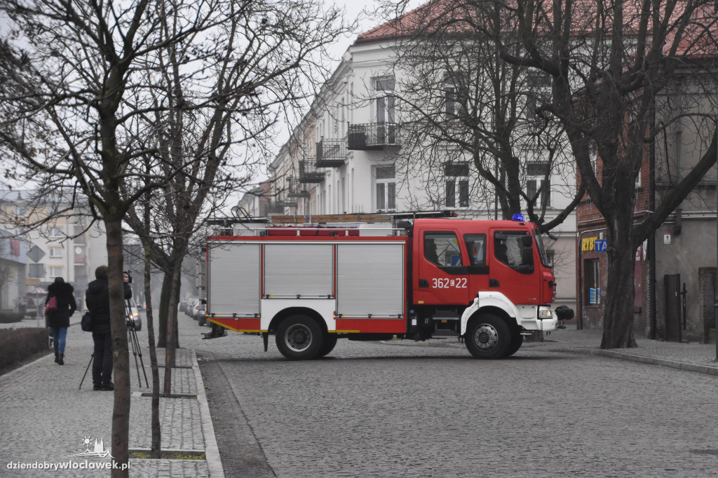 Alarm bombowy w urzędzie i sądzie