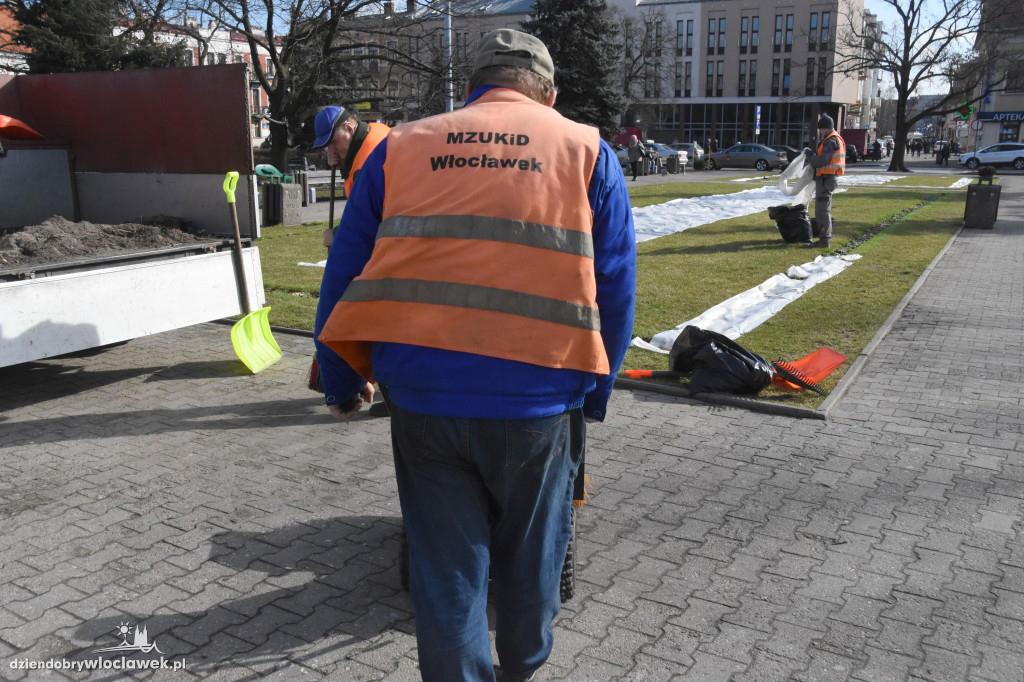Wiosna na placu Wolności