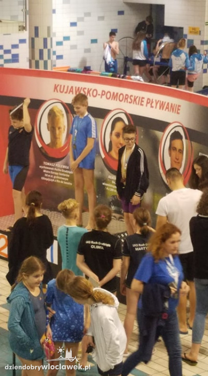 Włocławscy pływacy z medalami