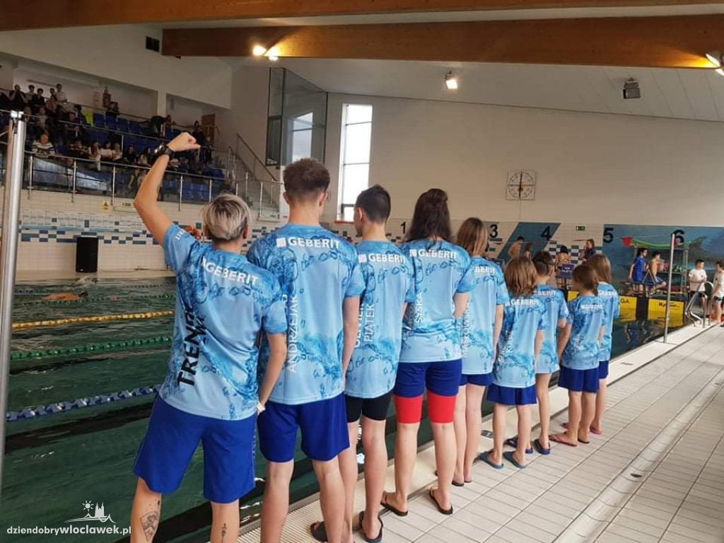 Włocławscy pływacy z medalami