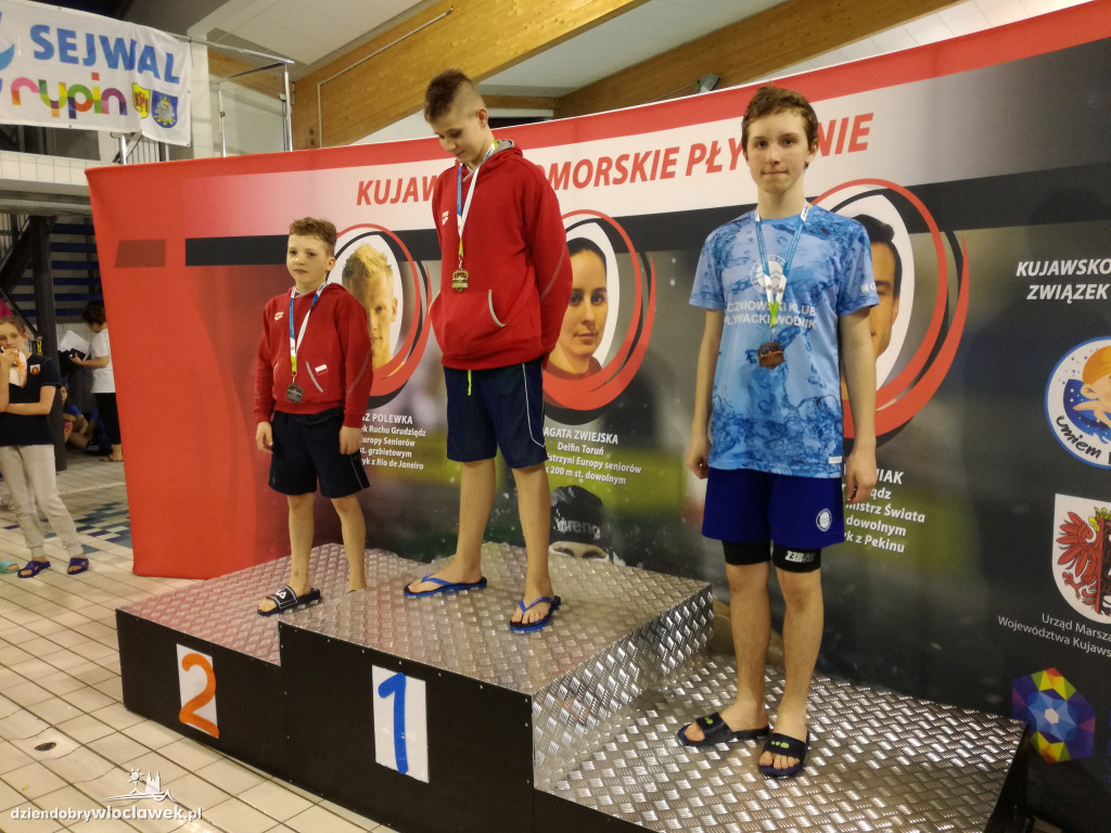 Włocławscy pływacy z medalami