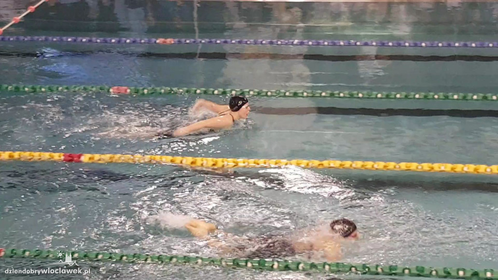 Włocławscy pływacy z medalami