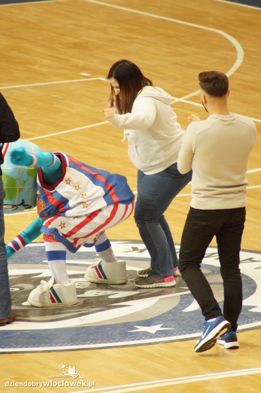Harlem Globetrotters w Hali Mistrzów