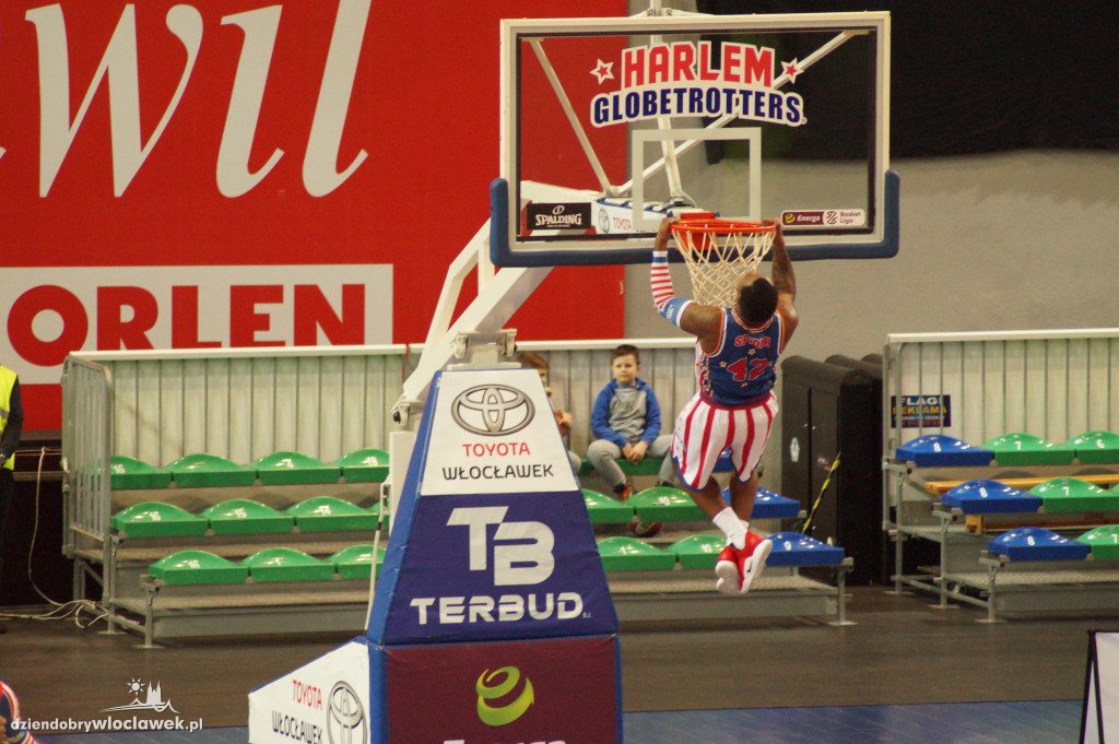 Harlem Globetrotters w Hali Mistrzów