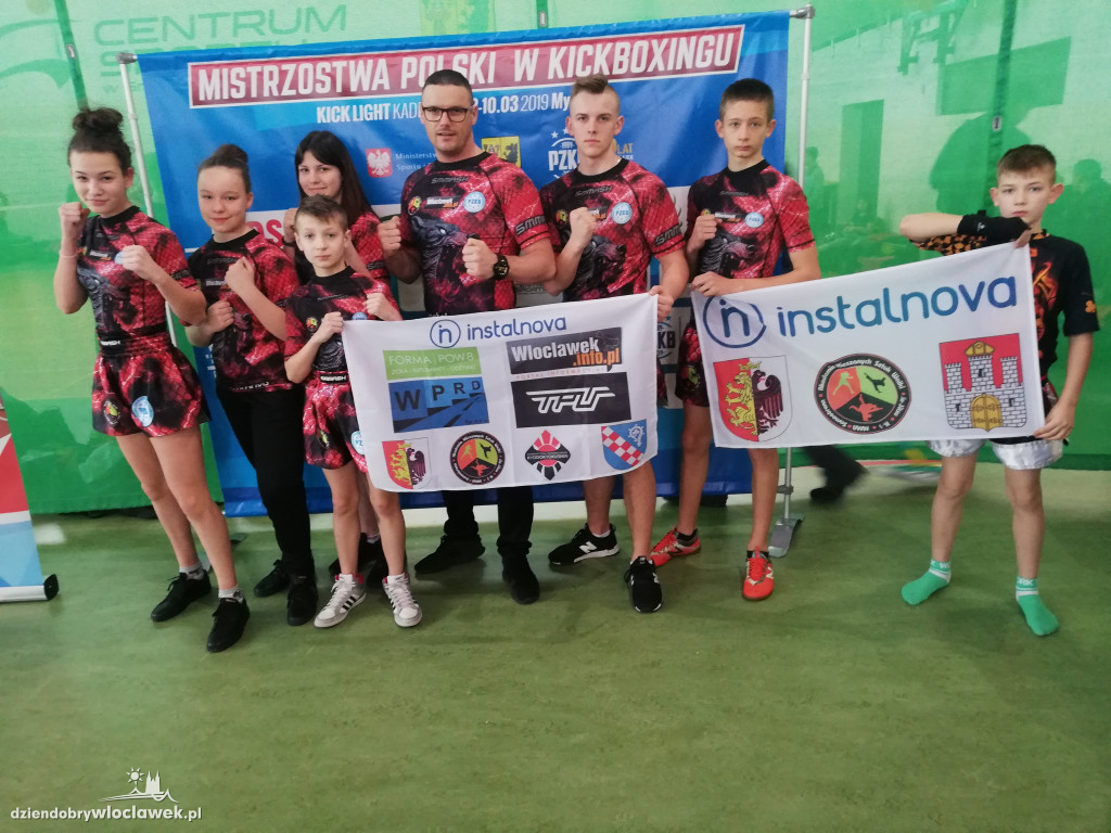 Młodzi sportowcy z medalami!