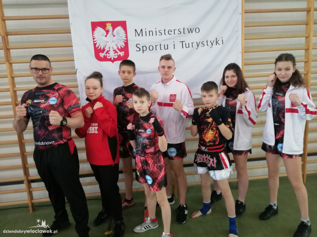 Młodzi sportowcy z medalami!