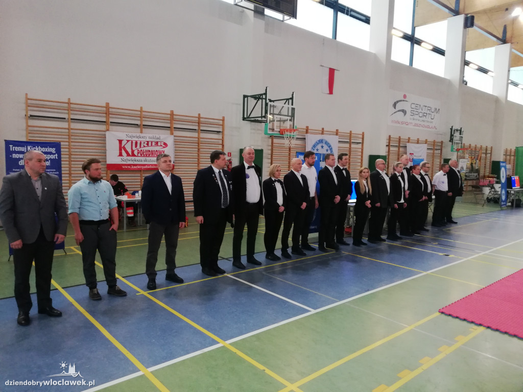 Młodzi sportowcy z medalami!