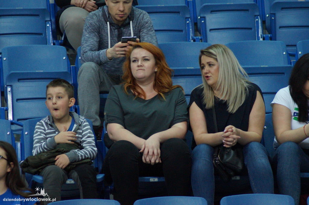 Kibice na meczu Anwil vs HydroTruck