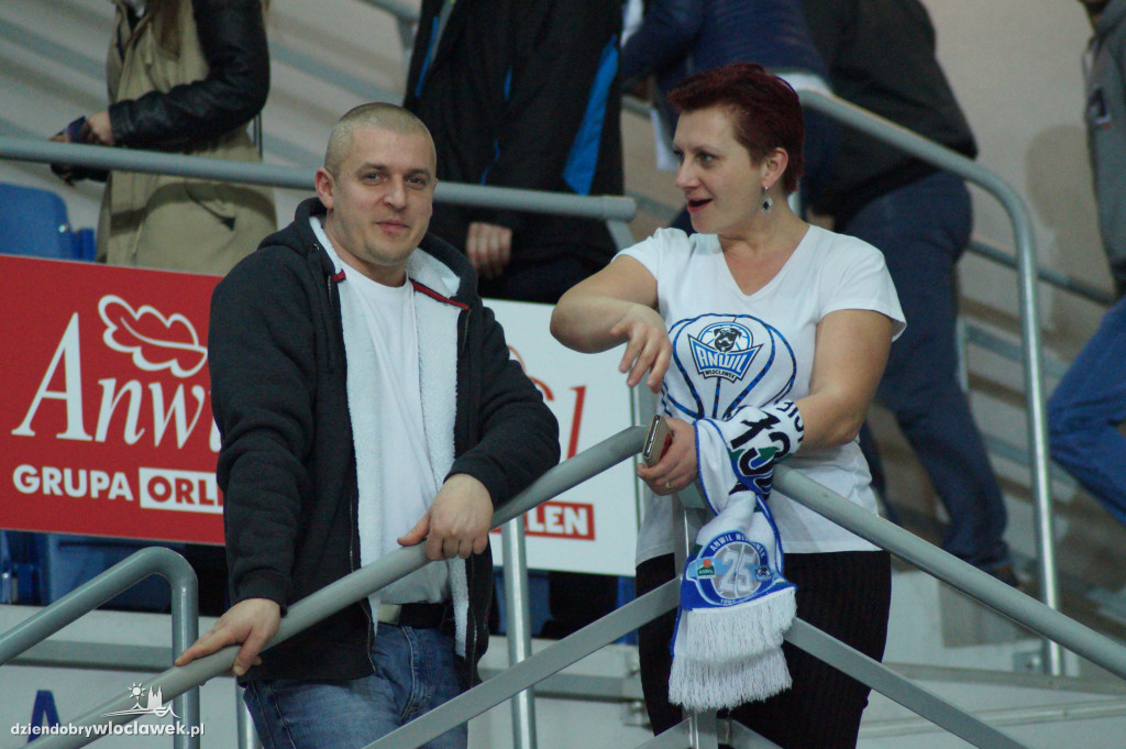 Kibice na meczu Anwil vs HydroTruck