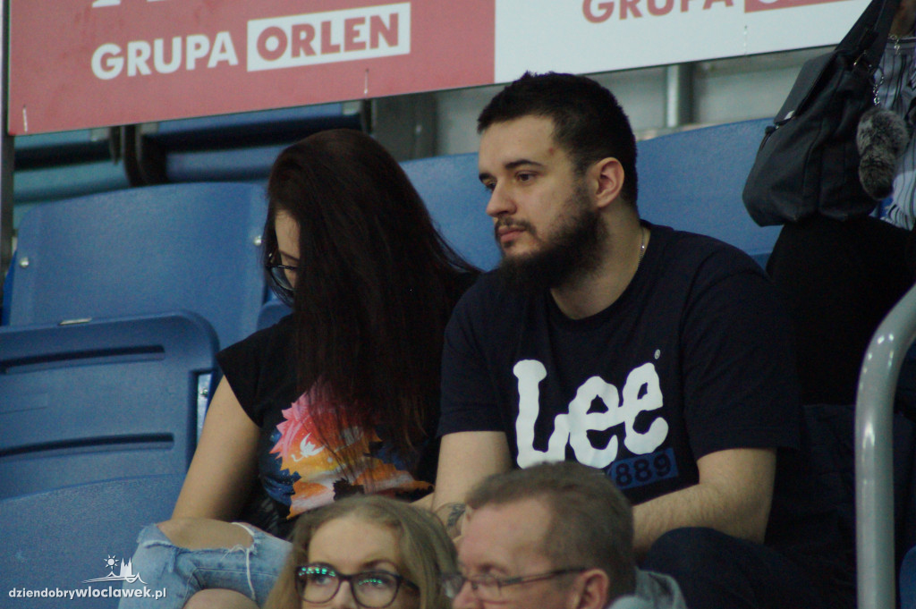 Kibice na meczu Anwil vs HydroTruck