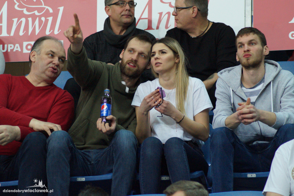 Kibice na meczu Anwil vs HydroTruck