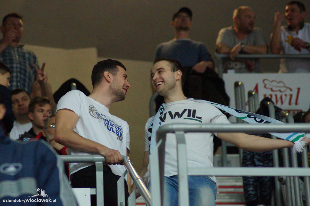 Kibice na meczu Anwil vs HydroTruck