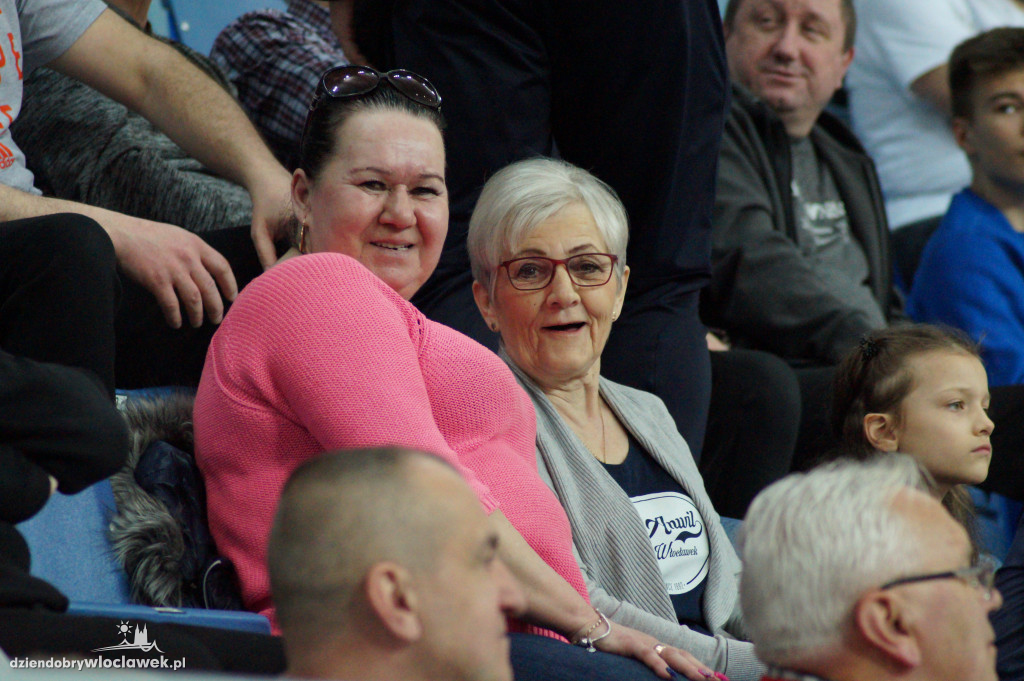Kibice na meczu Anwil vs HydroTruck
