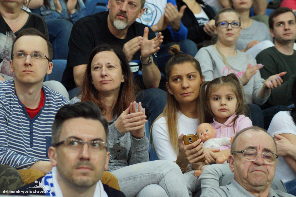 Kibice na meczu Anwil vs HydroTruck