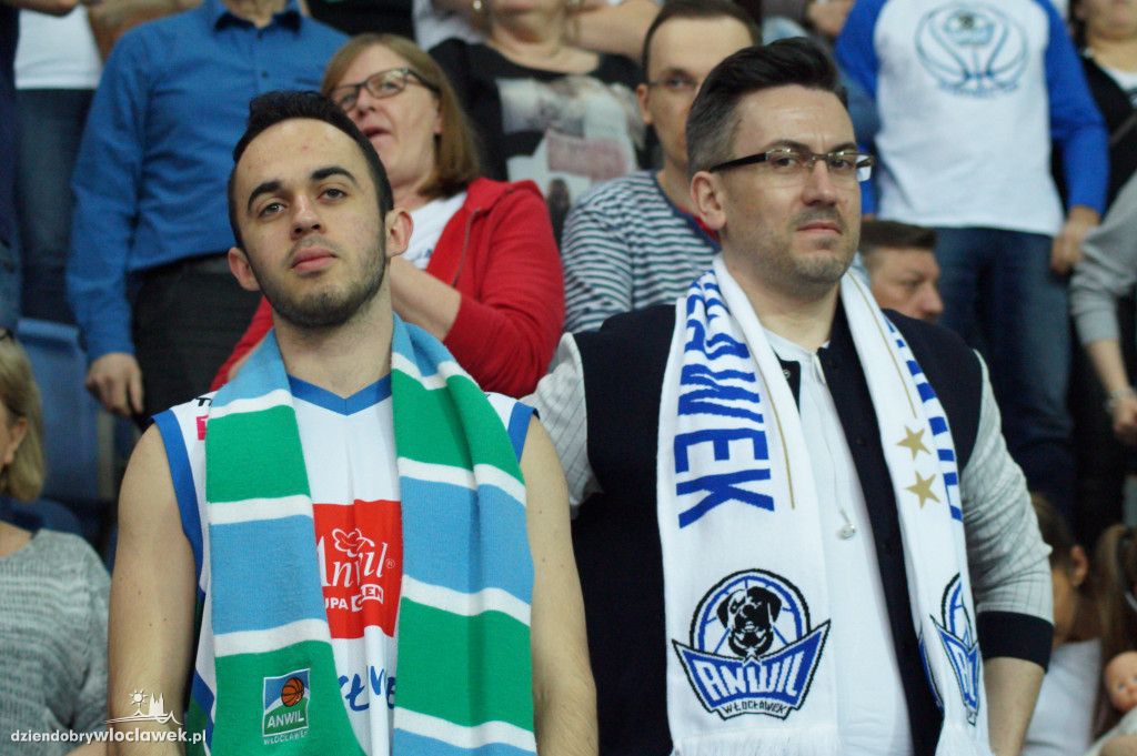 Kibice na meczu Anwil vs HydroTruck