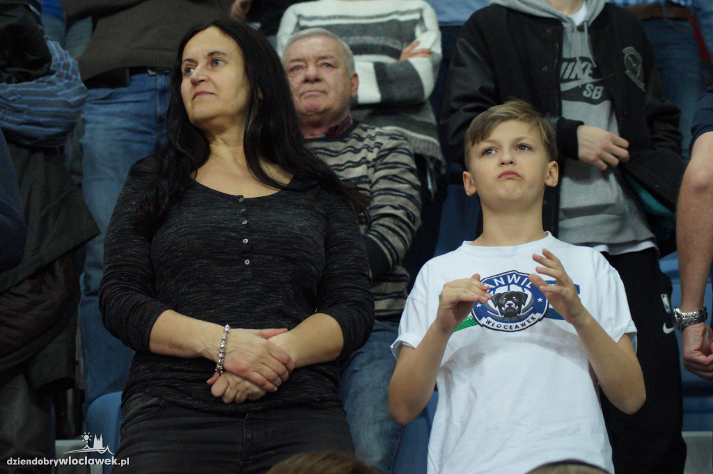 Kibice na meczu Anwil vs HydroTruck