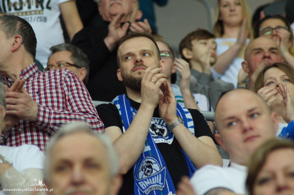 Kibice na meczu Anwil vs HydroTruck