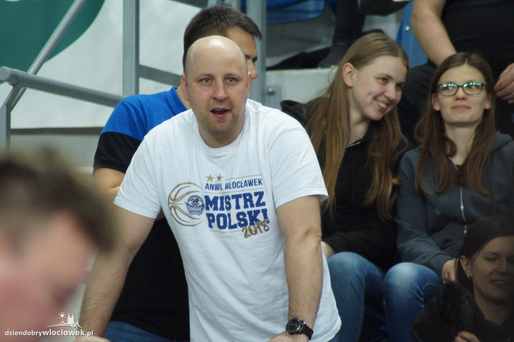 Kibice na meczu Anwil vs HydroTruck