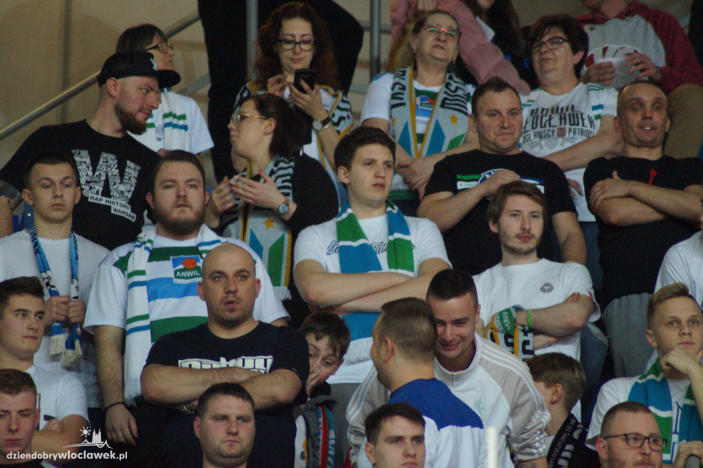 Kibice na meczu Anwil vs HydroTruck