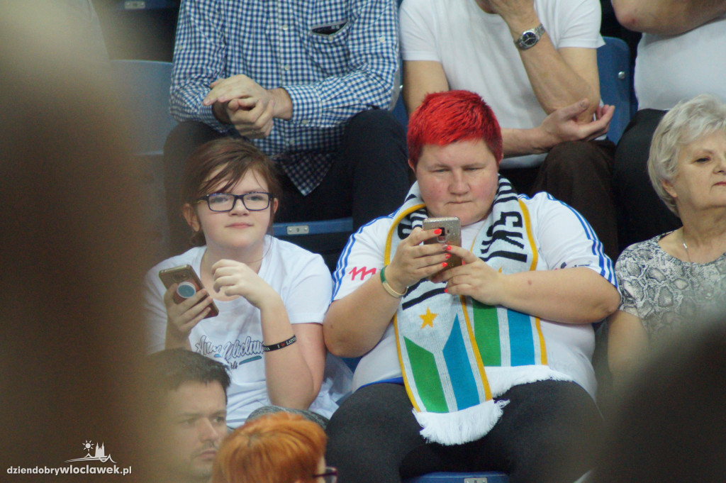 Kibice na meczu Anwil vs HydroTruck
