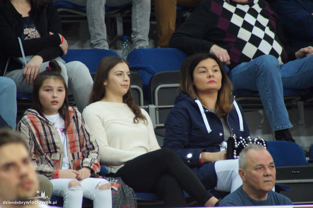 Kibice na meczu Anwil vs HydroTruck