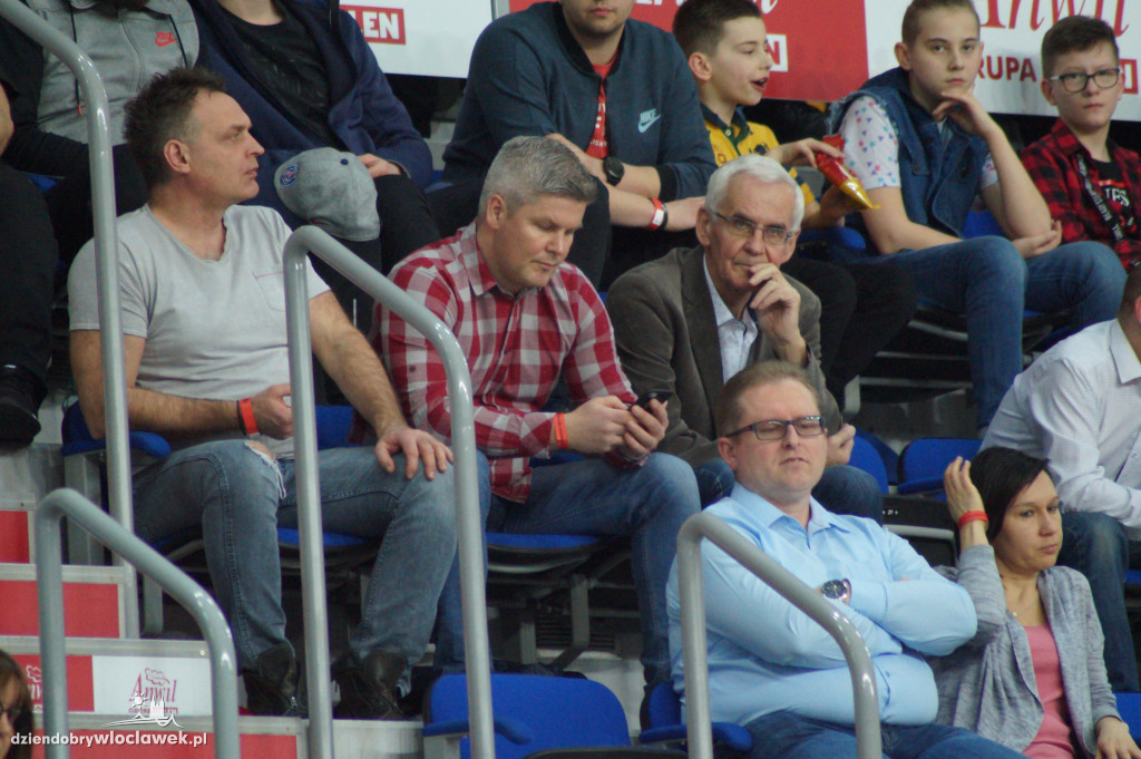 Kibice na meczu Anwil vs HydroTruck