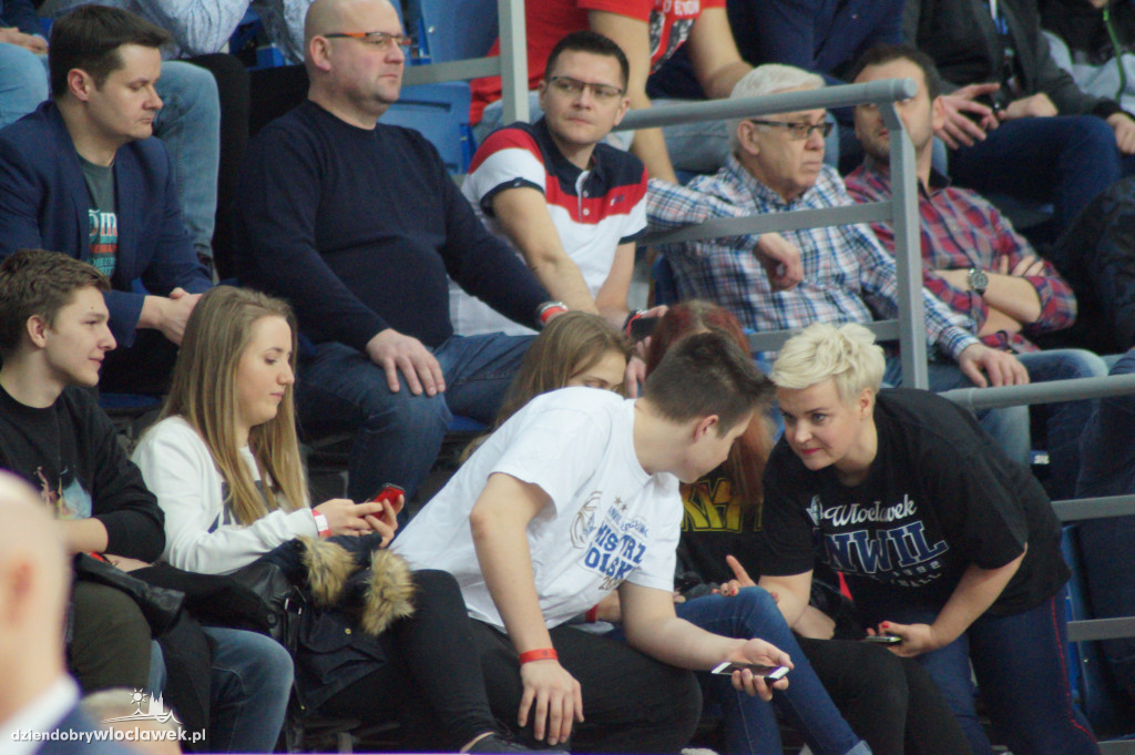Kibice na meczu Anwil vs HydroTruck