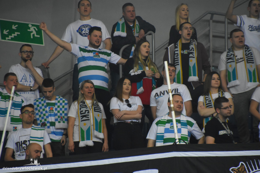 Kibice na meczu z Legią Warszawa