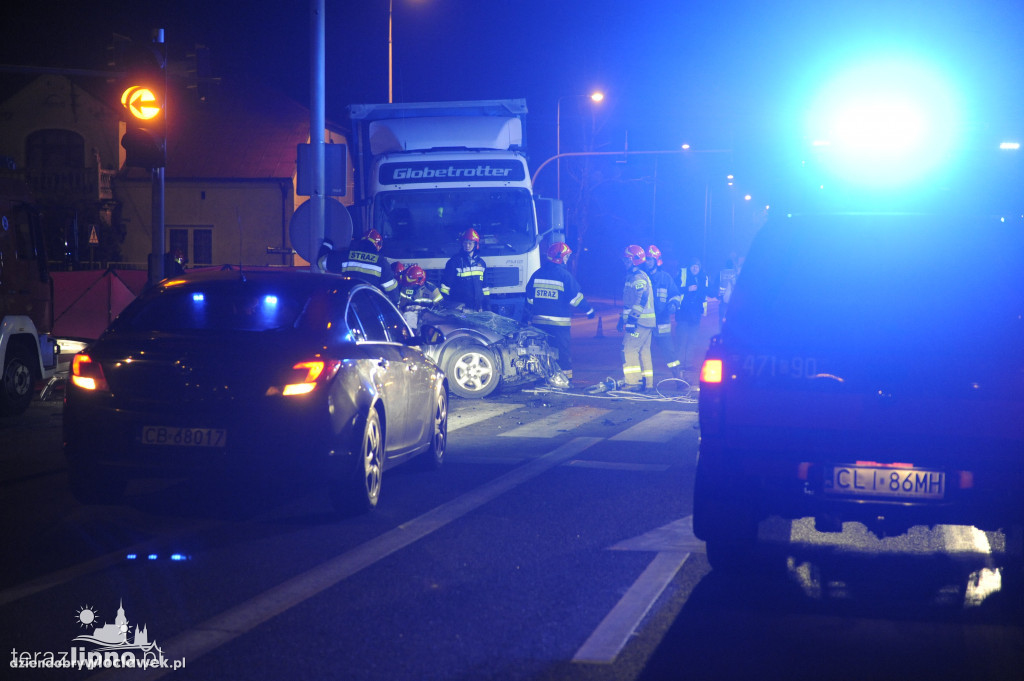 Wypadek na drodze. Nie żyją 2 osoby!