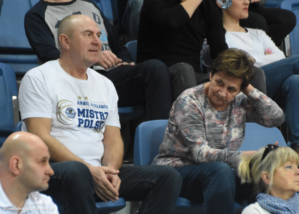 Kibice na meczu z Miastem Szkła Krosno