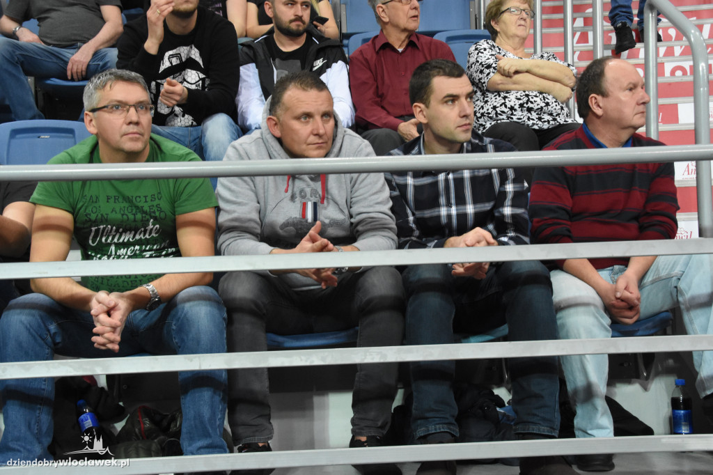 Kibice na meczu z Miastem Szkła Krosno