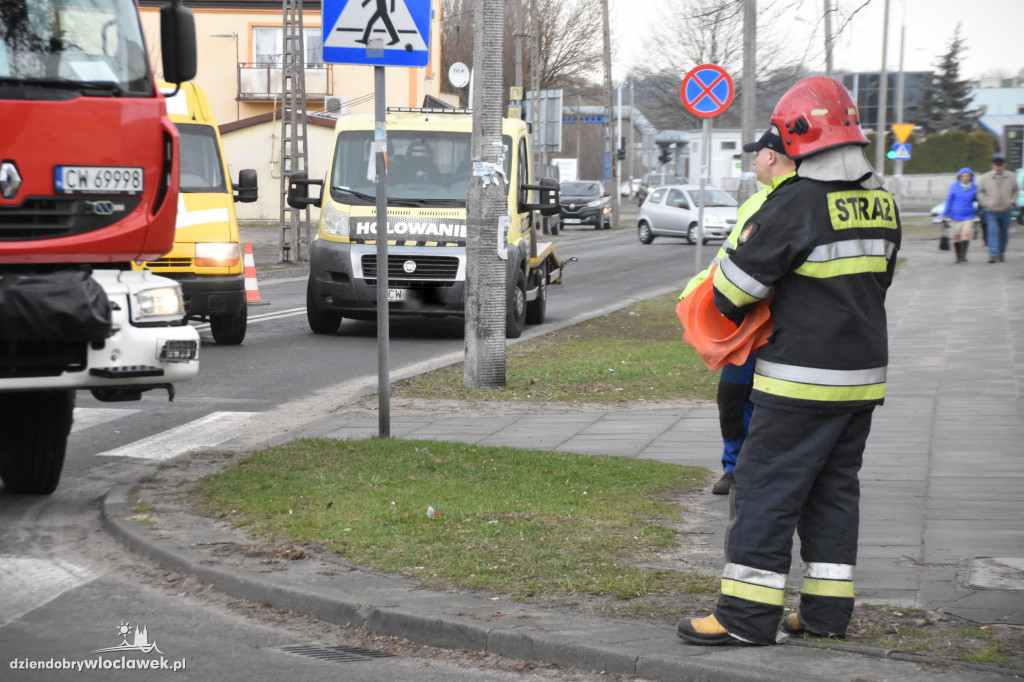 Zderzenie 3 aut na Kazimierza Wielkiego