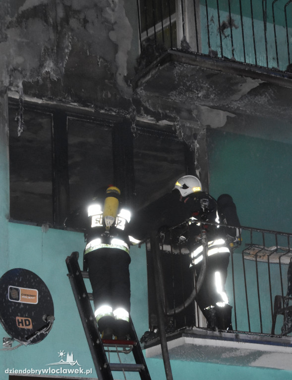 Pożar w bloku. Nie żyje 1 osoba