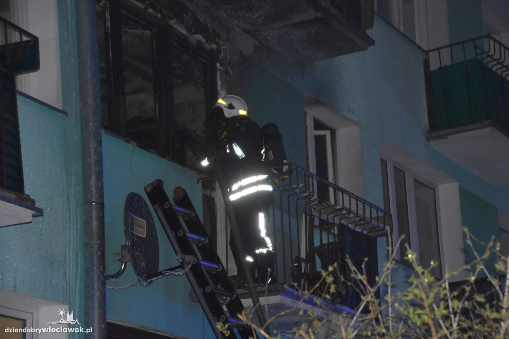 Pożar w bloku. Nie żyje 1 osoba