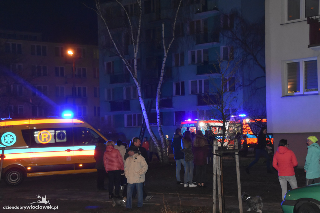 Pożar w bloku. Nie żyje 1 osoba