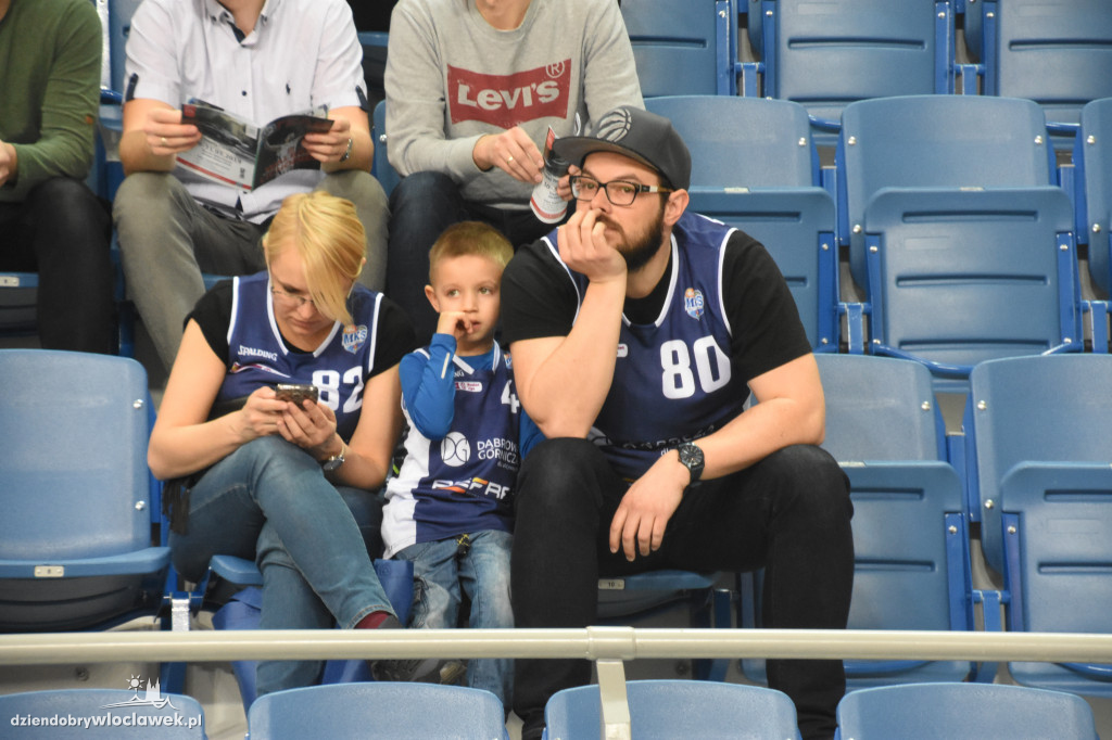 Kibice na meczu Anwil vs MKS w Hali Mistrzów