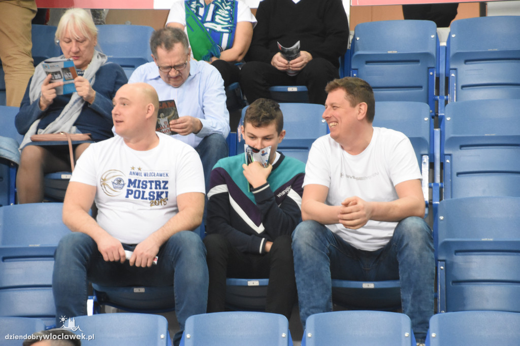 Kibice na meczu Anwil vs MKS w Hali Mistrzów