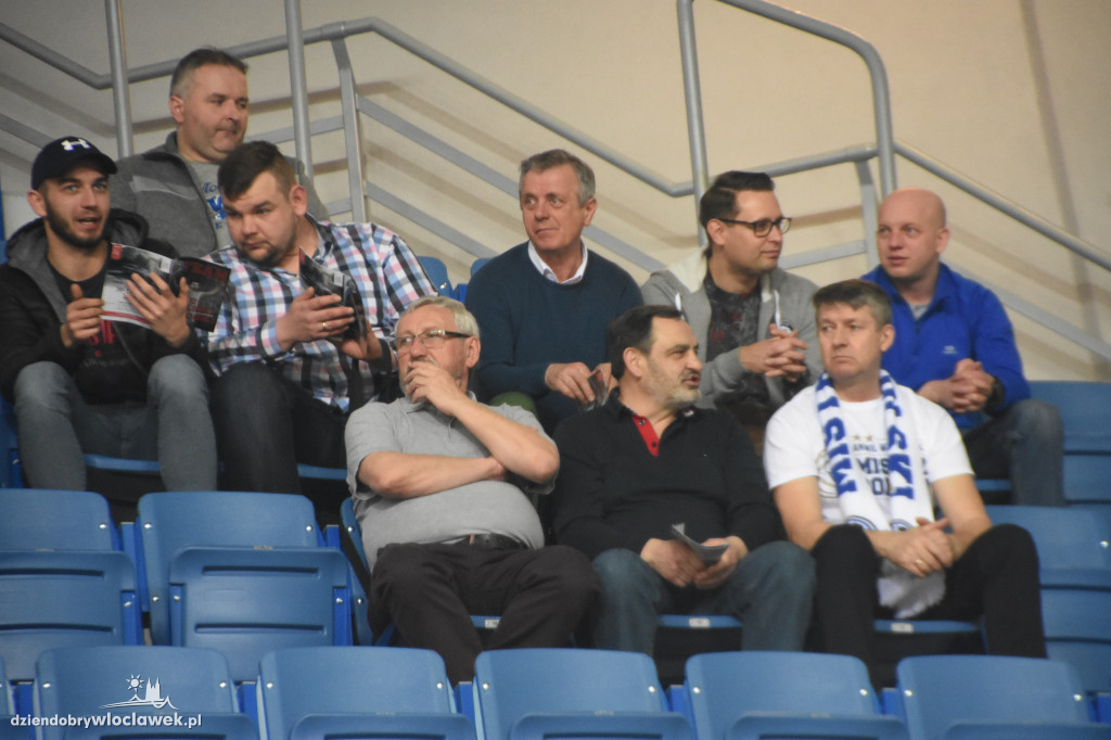 Kibice na meczu Anwil vs MKS w Hali Mistrzów