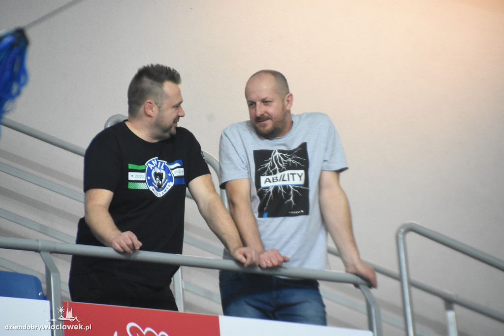 Kibice na meczu Anwil vs MKS w Hali Mistrzów