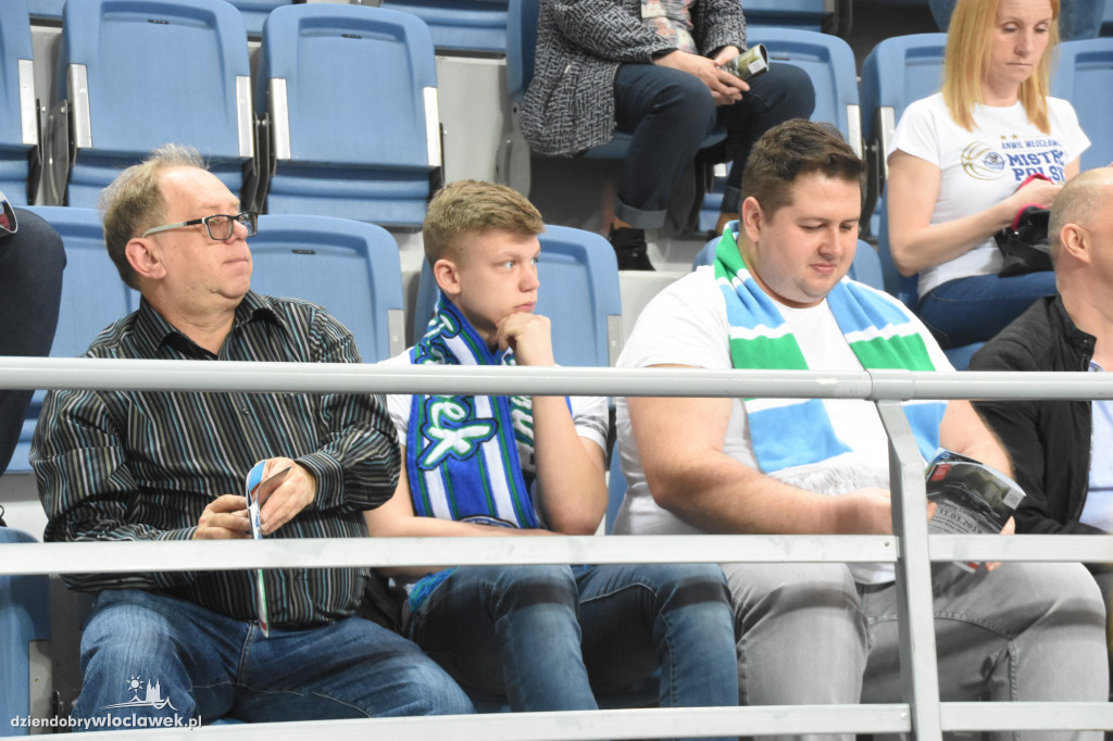 Kibice na meczu Anwil vs MKS w Hali Mistrzów