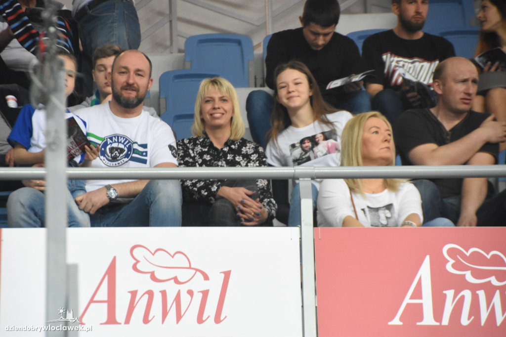 Kibice na meczu Anwil vs MKS w Hali Mistrzów