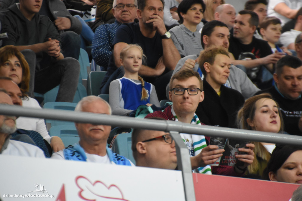 Kibice na meczu Anwil vs MKS w Hali Mistrzów