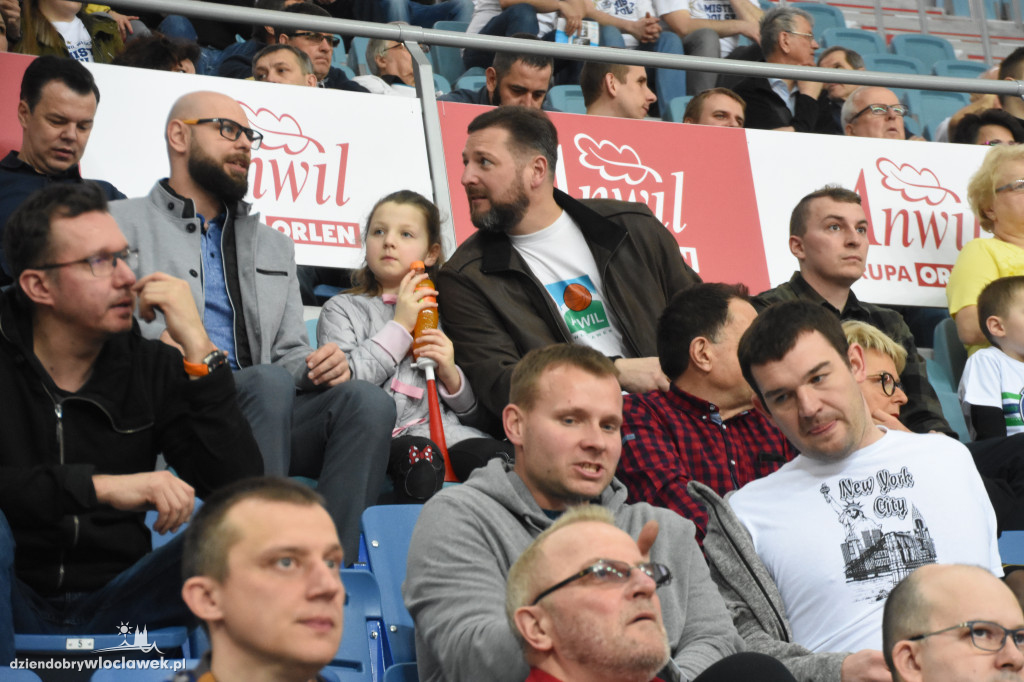 Kibice na meczu Anwil vs MKS w Hali Mistrzów