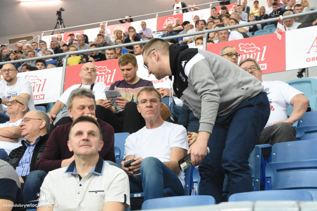 Kibice na meczu Anwil vs MKS w Hali Mistrzów