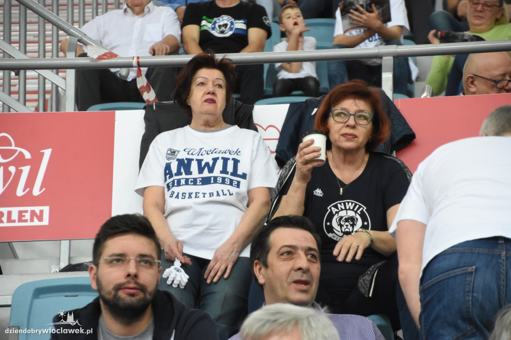 Kibice na meczu Anwil vs MKS w Hali Mistrzów