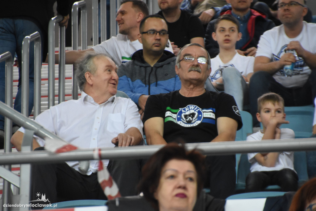 Kibice na meczu Anwil vs MKS w Hali Mistrzów