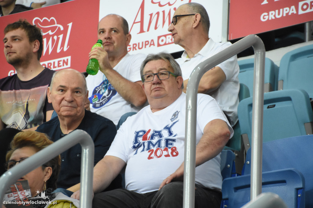 Kibice na meczu Anwil vs MKS w Hali Mistrzów