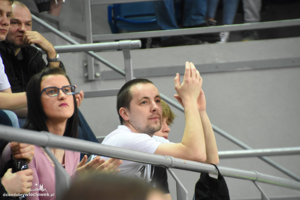 Kibice na meczu Anwil vs MKS w Hali Mistrzów